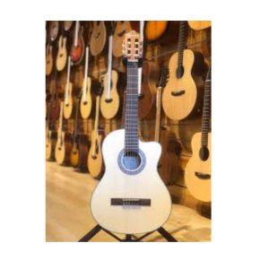 Crafter HC100C Classical Guitar with Padded Gig Bag