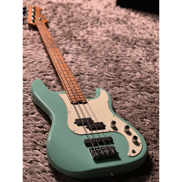 SQOE SPJ600 Roasted Maple Series Bass Guitar | Surf Green