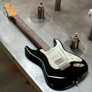 Gilmour Modern Vintage EX BK Electric Guitar With Padded Bag