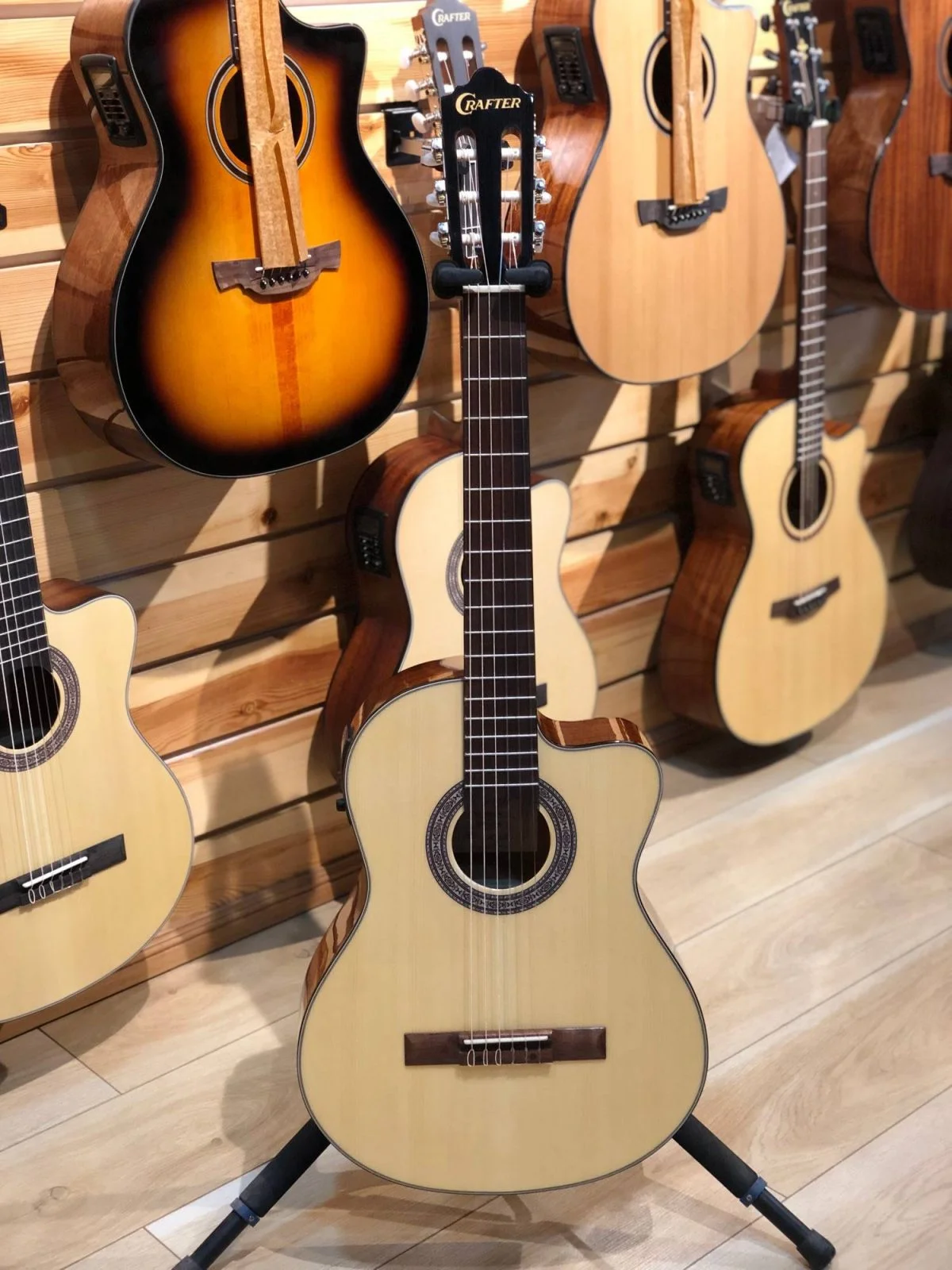Crafter HC250CE/N CLassical Guitar With Padded Gig Bag