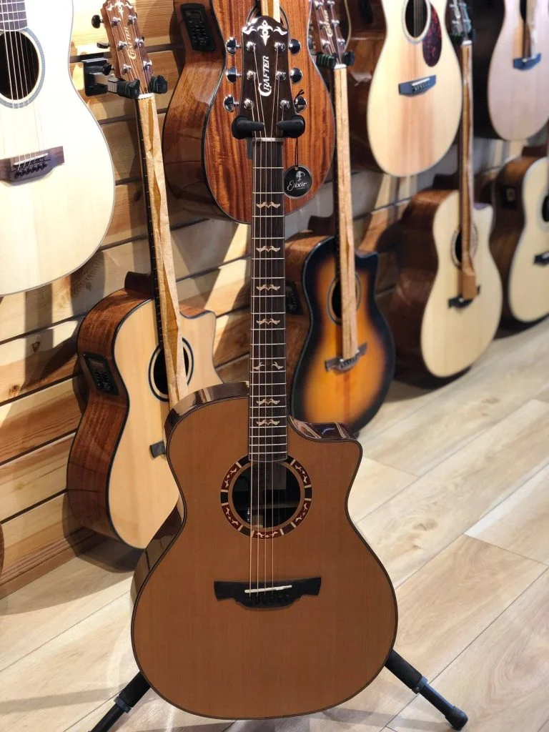 CRAFTER STG G-18 ce Pro Semi-Acoustic Guitar With Padded Gig Bag
