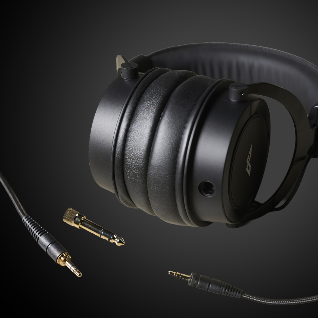 Authorised | Gopherwood RemasterHD Closed-Back Over-Ear Studio Headphones. 4 Gopherwood RemasterHD
